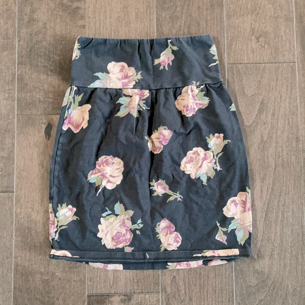 ARITZIA TALULA Floral Skirt